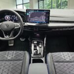 VOLKSWAGEN GOLF 8.5 R-LINE full